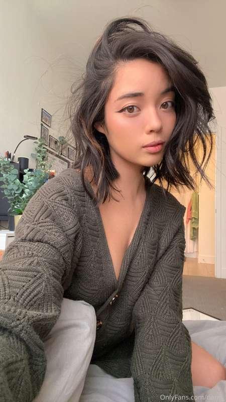 I hope my hair isn’t too messy 🤭😘