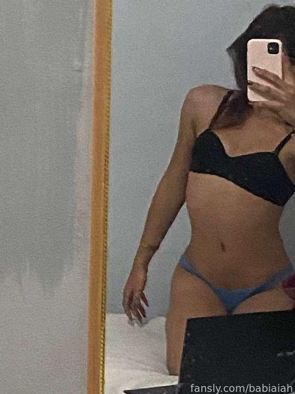 Just a mirror shot of your favorite body. 💋

#filipina #pinay #shemale #trans #teen #transgirl #mtf #girlcock #nude
