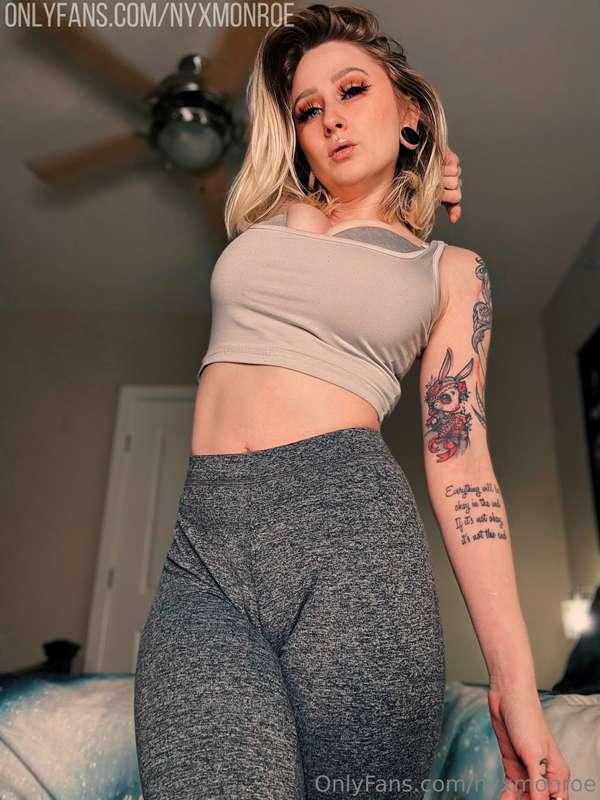 Let’s do some yoga together 😘