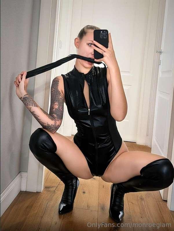 ✨ DISCOVER TRUE DESIRE WITH @sky_brii ✨ Her charm will play ..