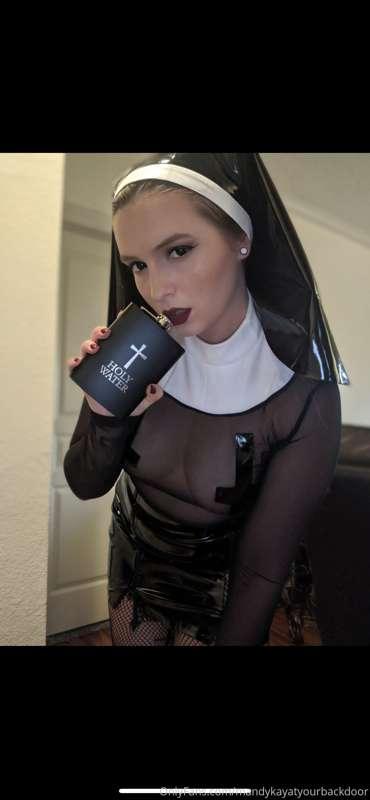 Happy Halloween Sale on onlyfans.com/mandykaynxtdoor