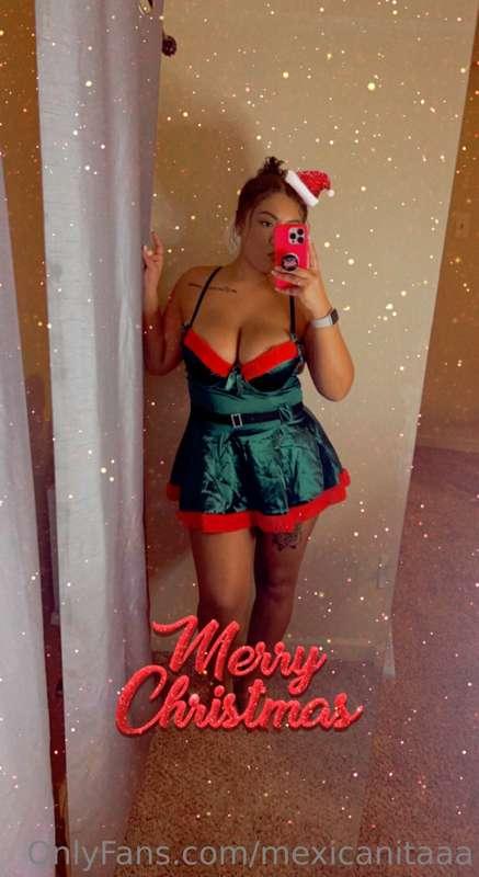 Merry Christmas 
Feliz Navidad 🎁😘