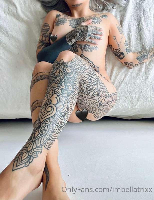 I bet you would love to count and touch all my tats 🔥

Help ..