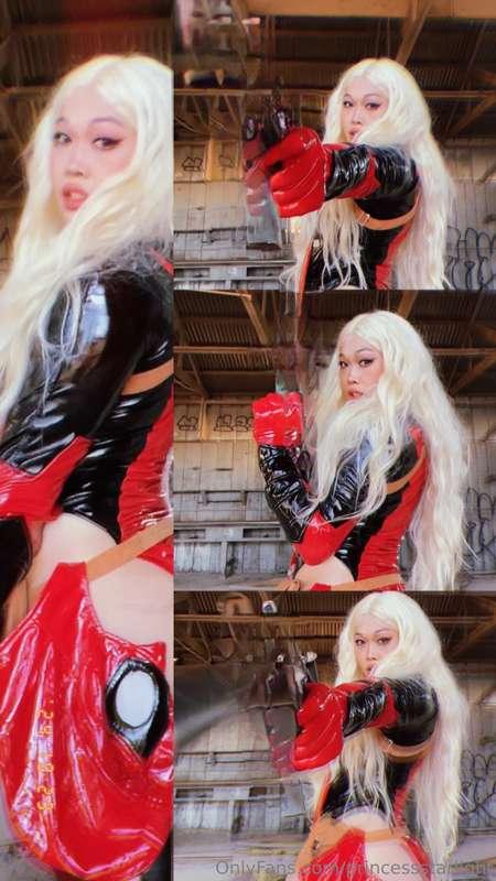 Here’s a quick Lady Deadpool cosplay vid. Clips from my shoo..