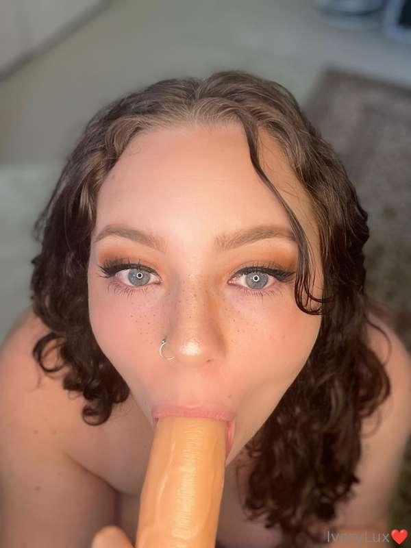 I wish your big cock was in my mouth like this! I love sucki..