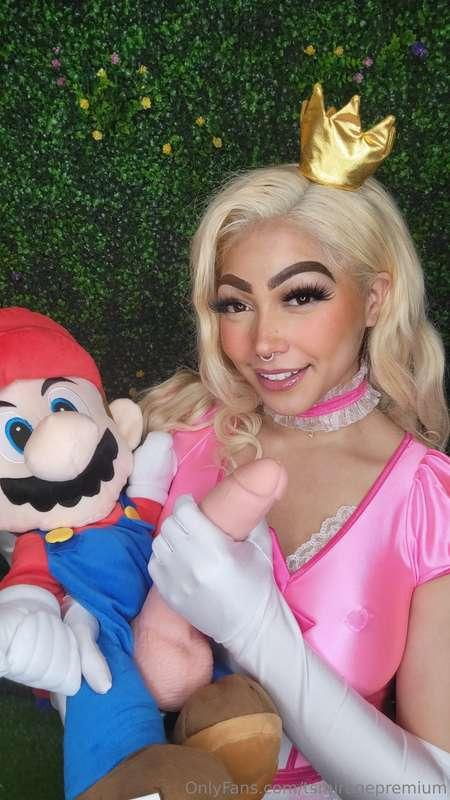 Peach likes Mario, but she likes her Mario toy even better 😉..