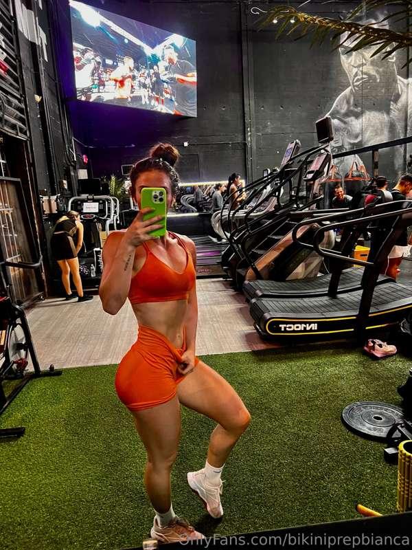 soooo sweaty 🥵