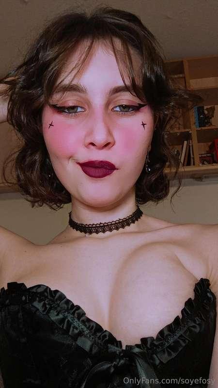 Un toque de dulzura💞, una pizca de misterio 🖤…te atreves a d..