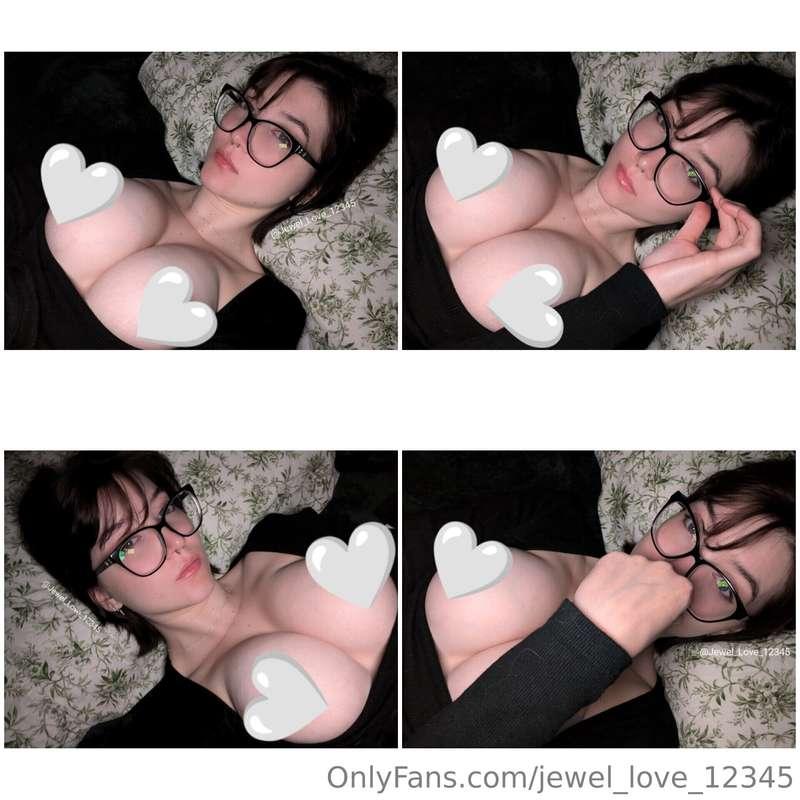 Unlock this set to see these 4 pictures without the stickers..