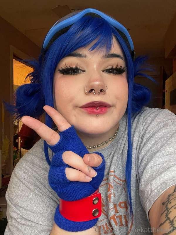 How's my hair color on this?