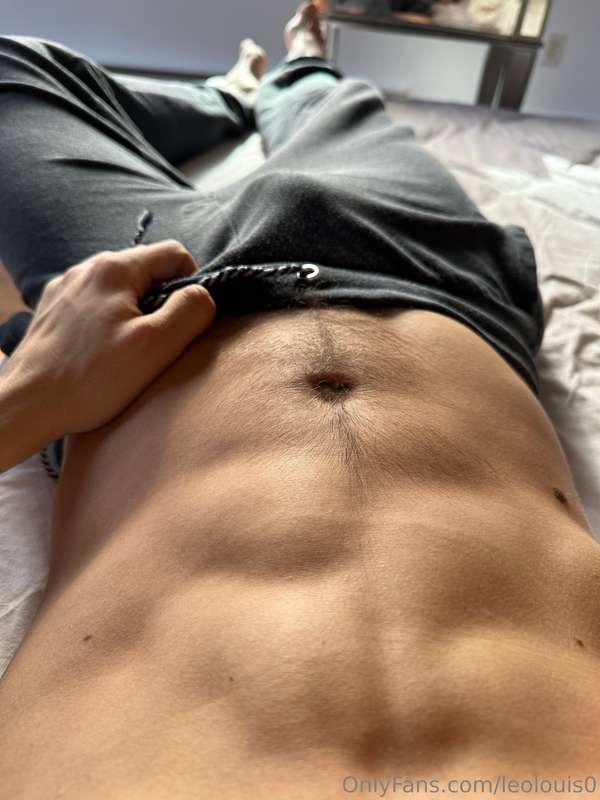 Touch me without using your hands 😈