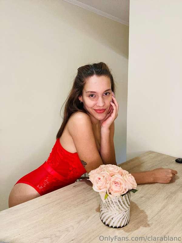 Blooming like this flower? 🥰💋