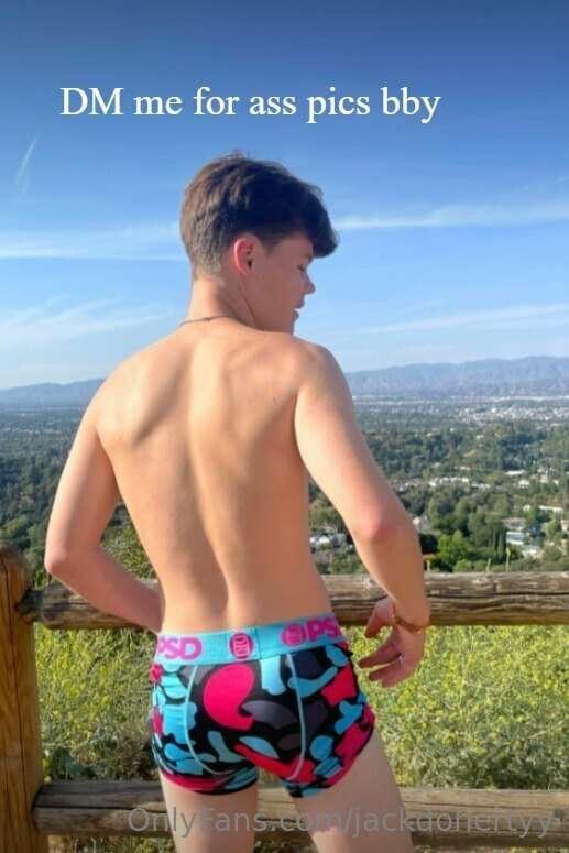 climb up & get a taste .. if you dare😈