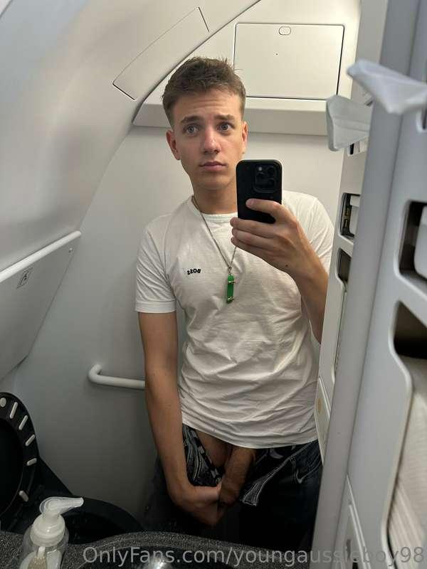 Join the mile high club with me ??