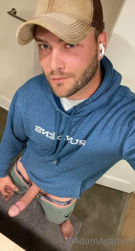 What do you re-subscribe guys want to see for your free inbo..