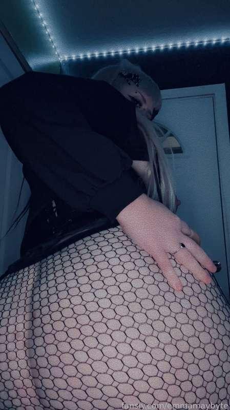 emmamaybyte image #7