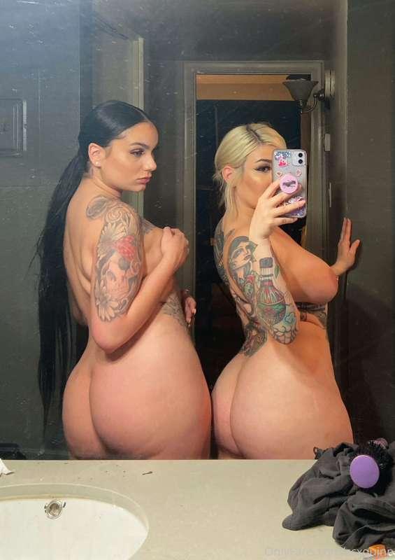 Would you hangout with me & @tattedbrandii 😋💕
