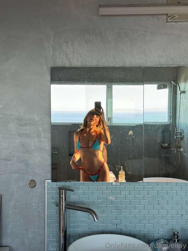 always in my bikini era 👙