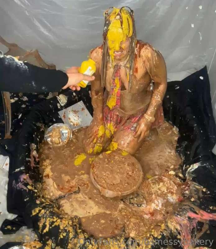 bsmessybakery image #37