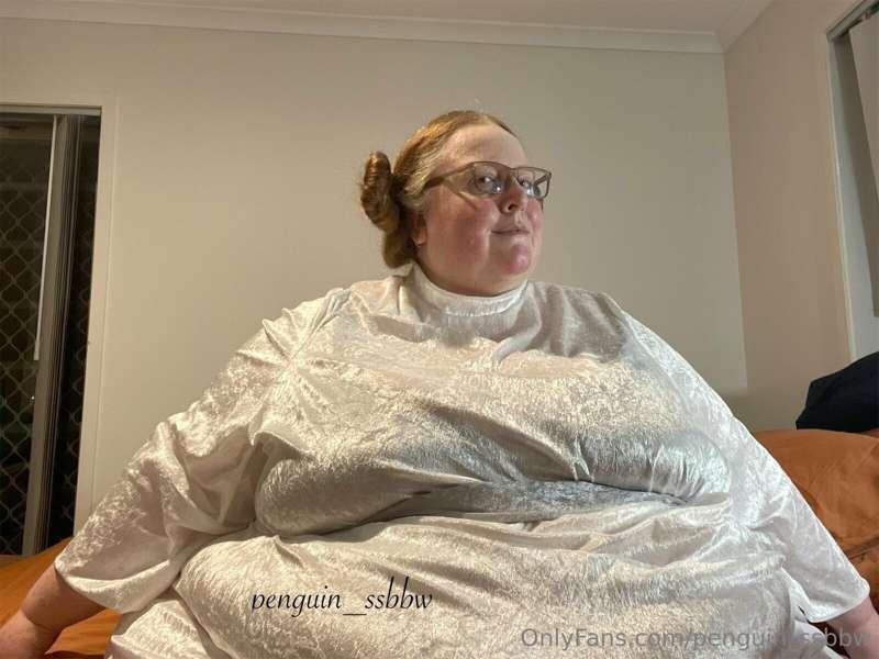 penguin_ssbbw image #3