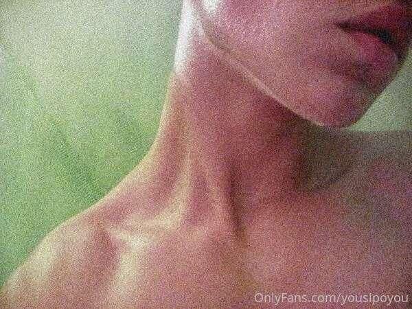 My big wet lips 💋 needs your big hard cock 🍆😈