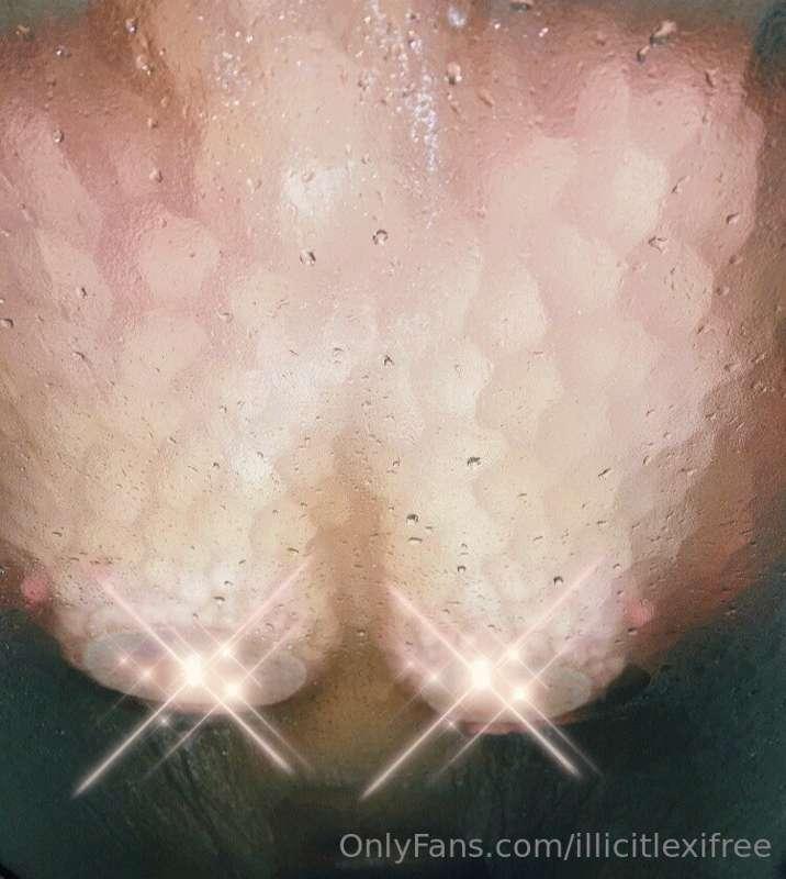 More experimental shower shots🛁 tip for full pic!