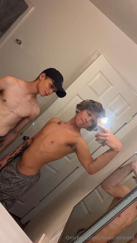 guys guess what @owenhayesxxx did 2 me !!! 