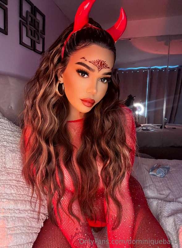 Boo-tiful and bad? That’s my type 😈🥵
