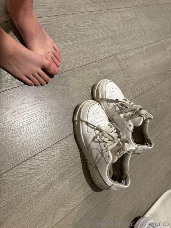 selling my shoes ive worn for 2 straight years dm me :) $400..