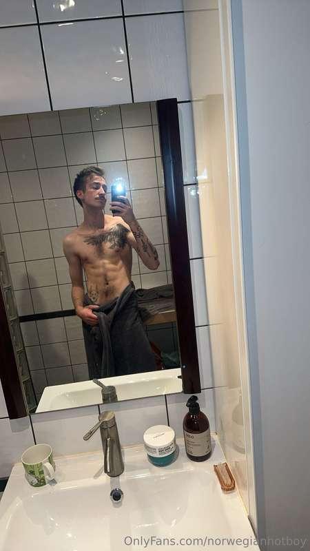 I’m horny all the time again😋