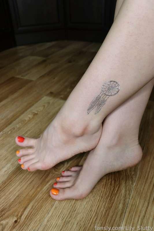 lily_slutty image #5