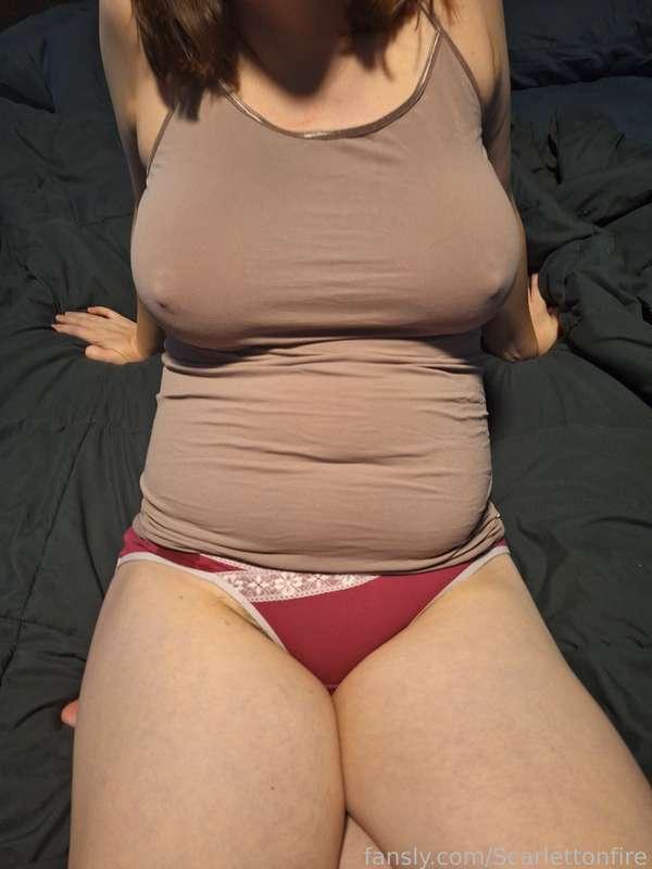 How I ask for attention
#milf #panties #tits #nipples #mombod #thighs #curvy #thick #bigboobs #fyp #cute