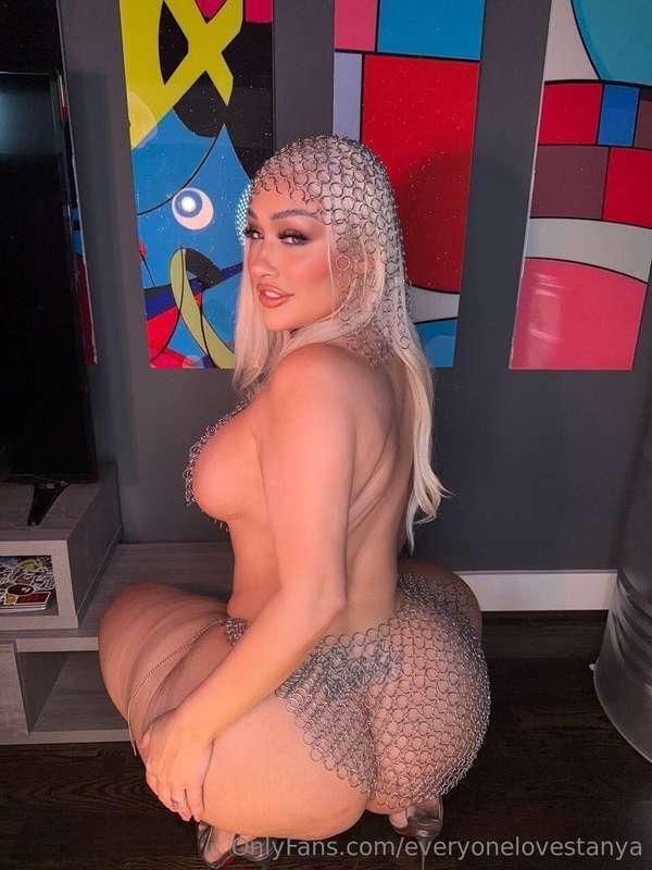 How long would you last with this sitting on your face?🙄