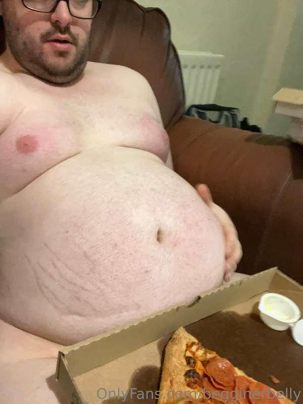 Big thank you to Mathew for buying me some pizzas and sides,..