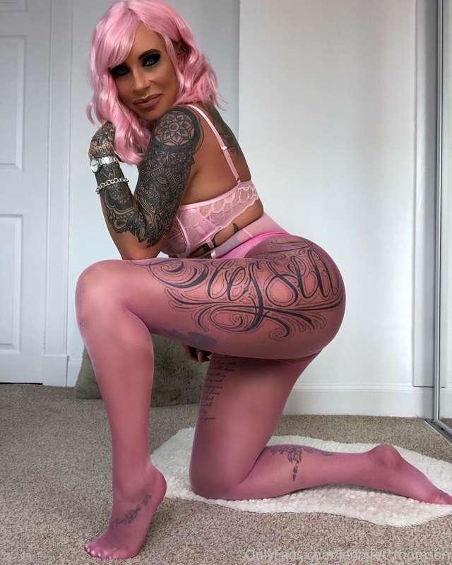 50% off my VIP page ...good time to subscribe with over 7.6k..