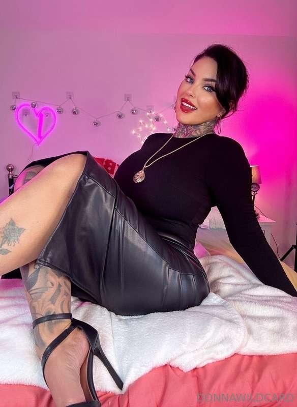 Keep this outfit or off? 😈👀