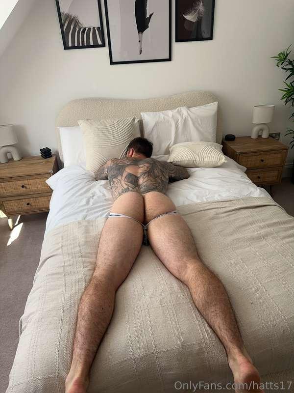 Front or back 👀😏 does my bulge look big in this? Swipe for l..