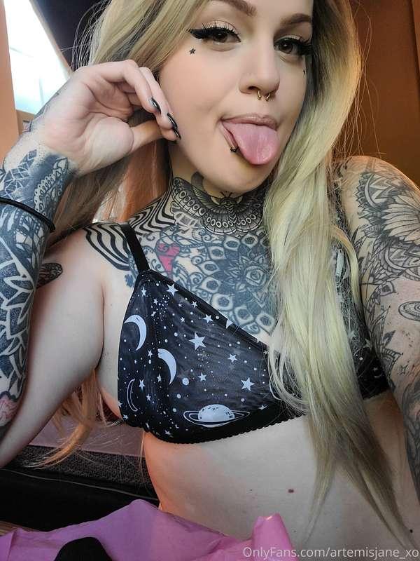 artemisjanefree image #1
