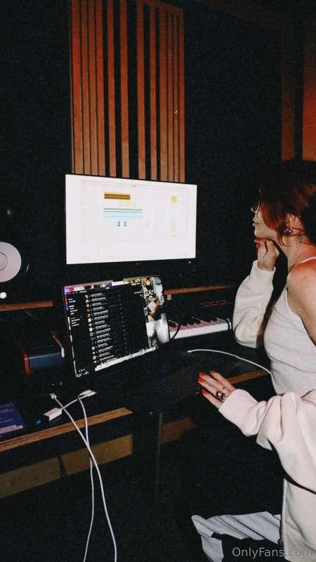 in the studio cooking up a new track… do you wanna hear?