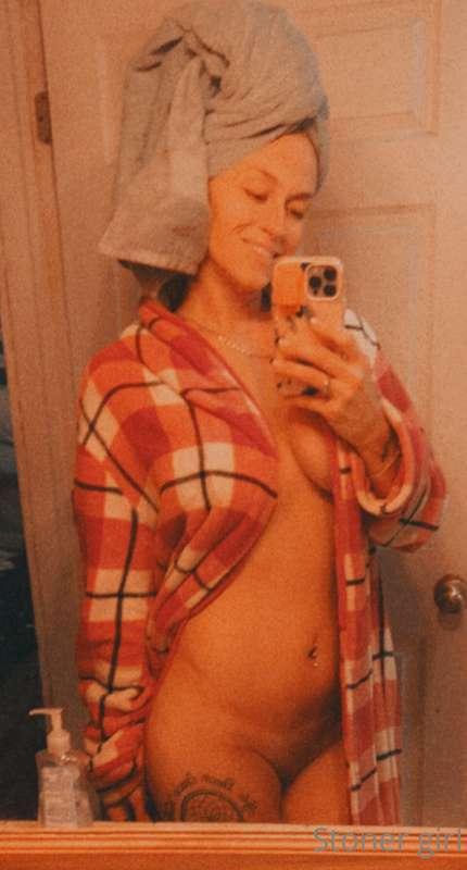 Shower time baby 😋👀