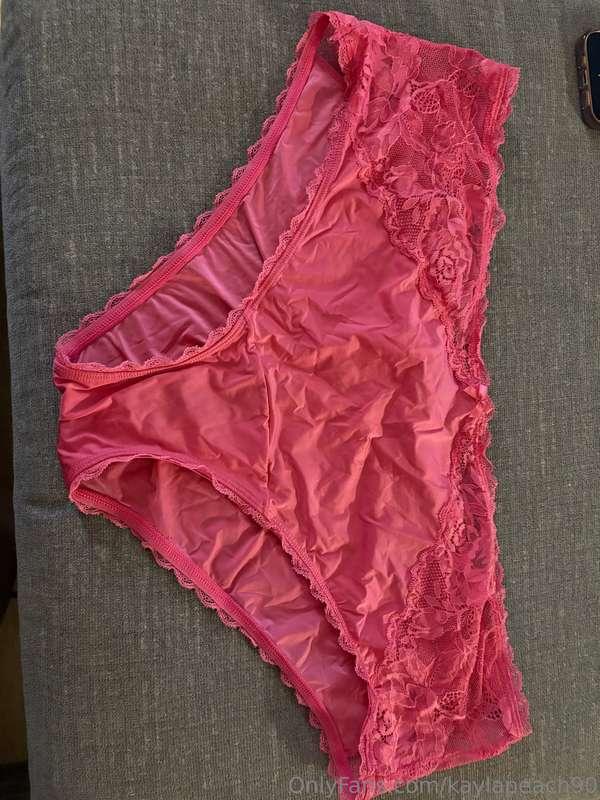 Don't forget I sell my panties. DM me with questions 💋