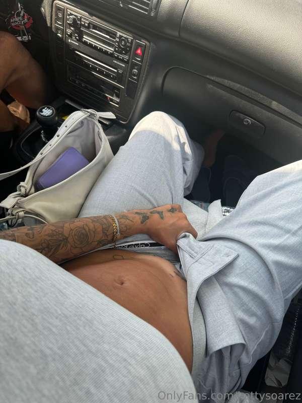 Did this post make you weak in the knees? 💦
