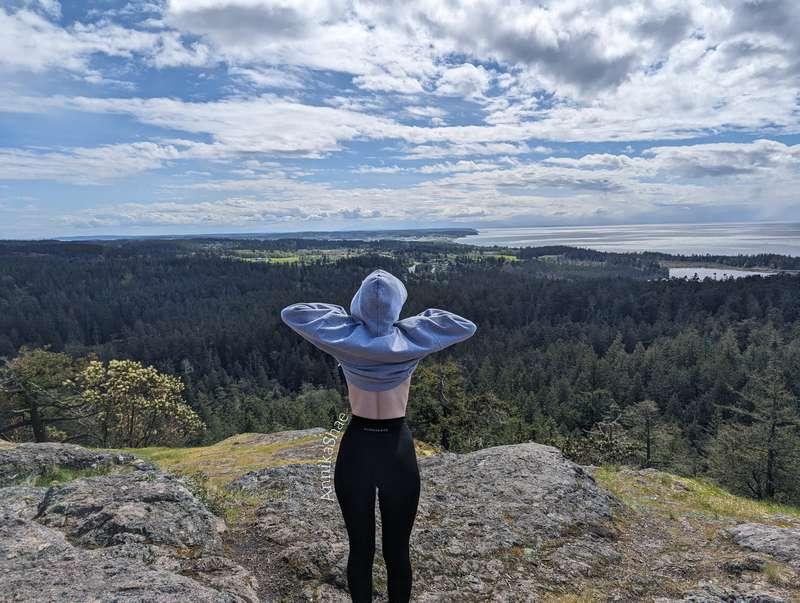 annikashae image #0