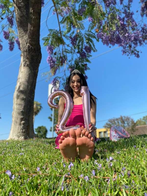 stacisfeet image #5
