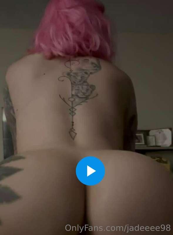 One of everyone’s favorite videos😘