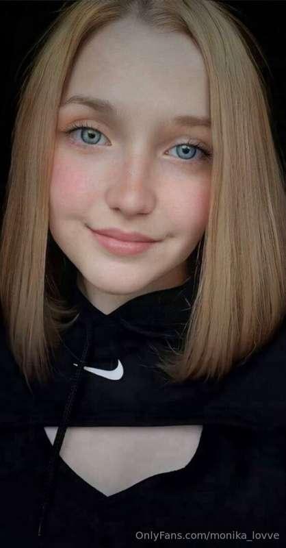 Let me distract you👉 @dashenka2006ua 💋
Cute girl @dashenka20..
