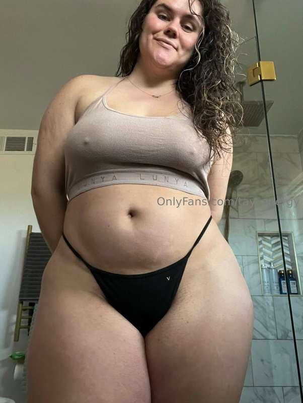Underneath it all 🍑💦