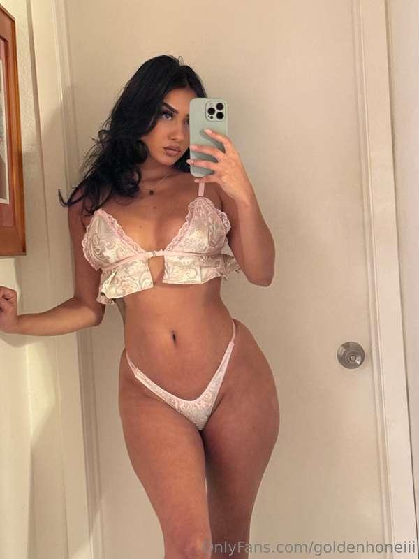 do you like my new lingerie? 👀😇