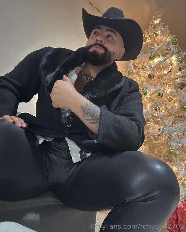 robycop2702 image #0