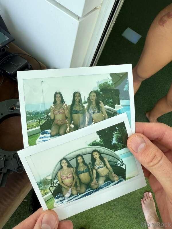 Good girls 👧 @catherineknight @liaxlin Are you exited for ou..